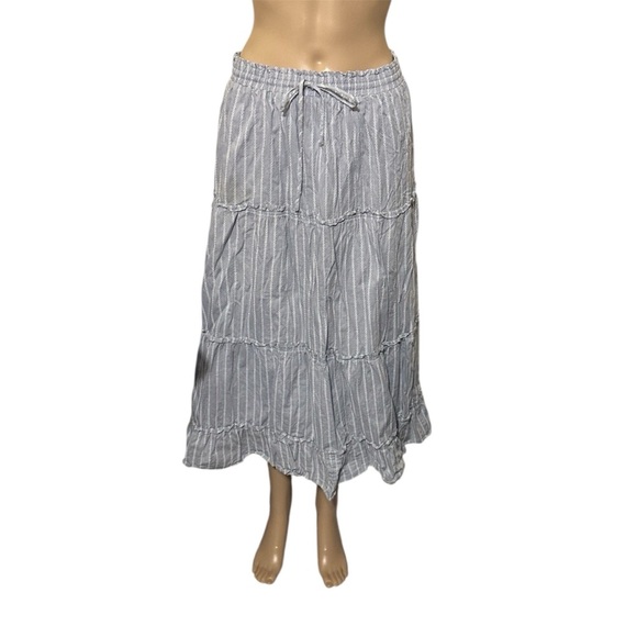 Madewell Dresses & Skirts - Madewell Gray Tiered Maxi Skirt Casual